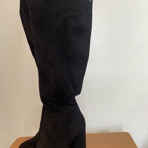 Forever 21 Black Over-the-Knee Suede Block Heel Boots